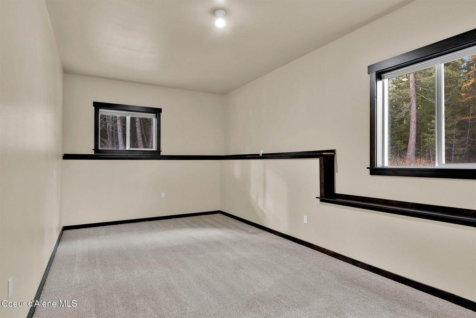 42 Seneacquoteen, Priest River, ID 83856