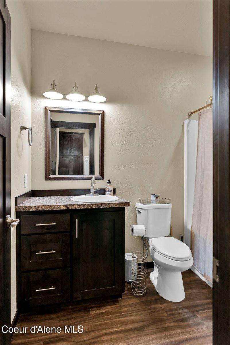 42 Seneacquoteen, Priest River, ID 83856