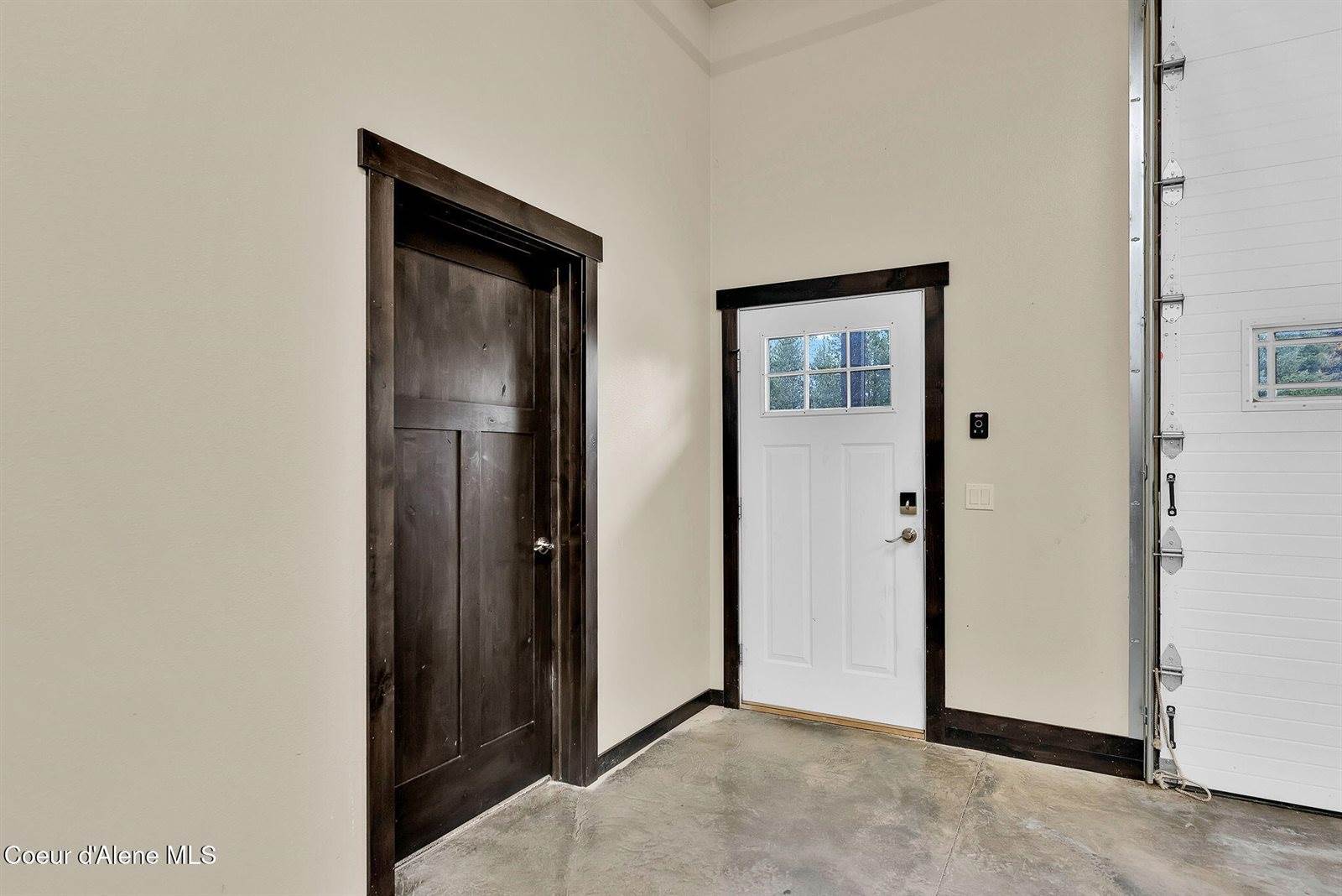 42 Seneacquoteen, Priest River, ID 83856