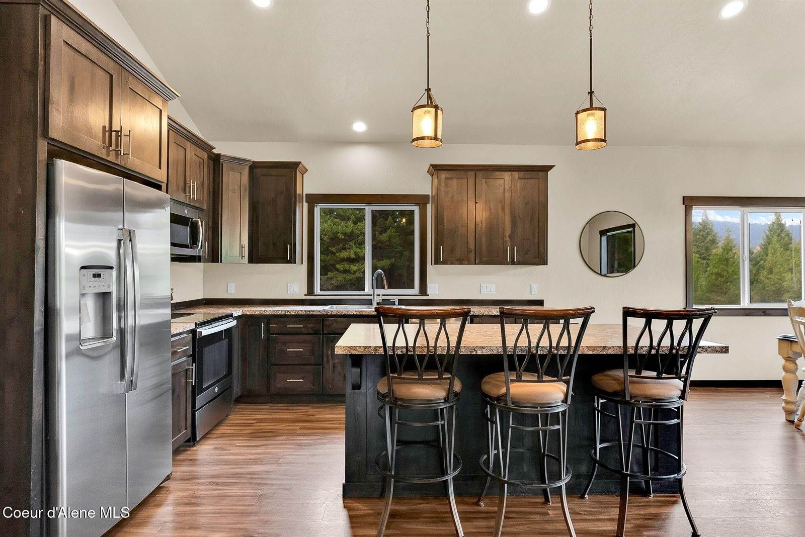 42 Seneacquoteen, Priest River, ID 83856