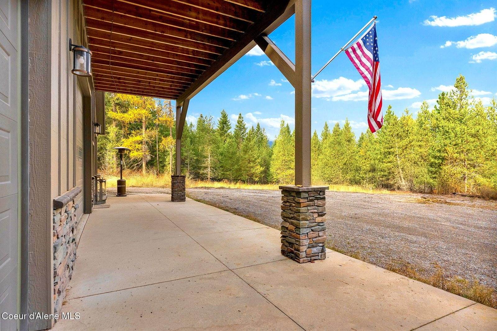 42 Seneacquoteen, Priest River, ID 83856