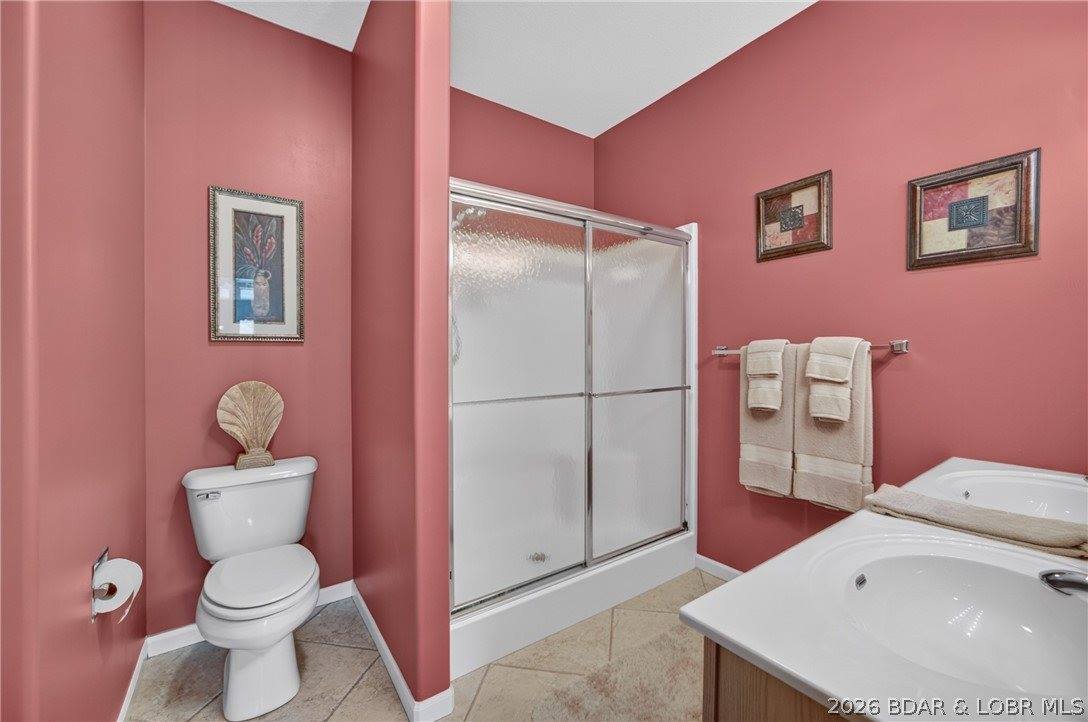 611 Lazy Days Road, Osage Beach, MO 65065
