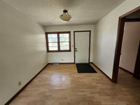 1403 North Meridian, Peck, KS 67120