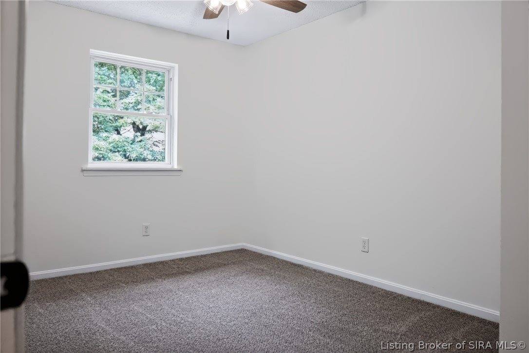 3033 Wooded Way, Jeffersonville, IN 47130