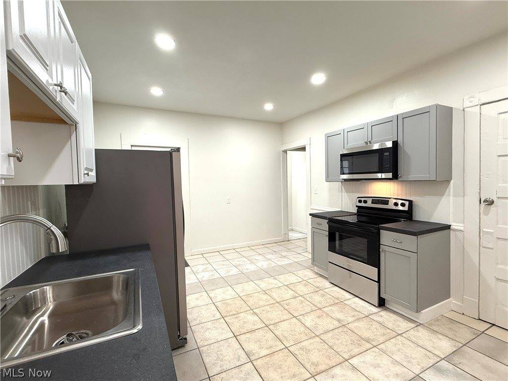 417 Steel Street, Youngstown, OH 44509
