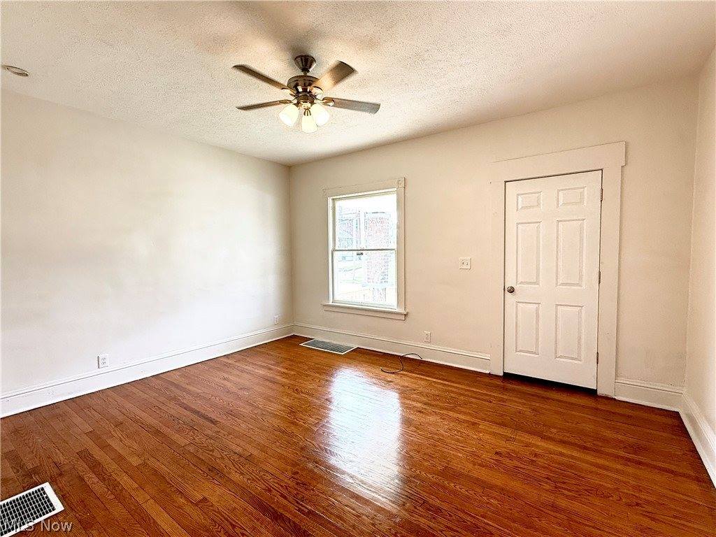 417 Steel Street, Youngstown, OH 44509