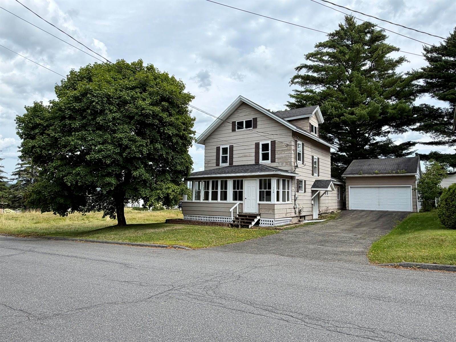 128 Fraser Avenue, Madawaska, ME 04756