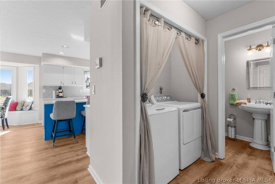 2206 Glenn Abbey, Jeffersonville, IN 47130