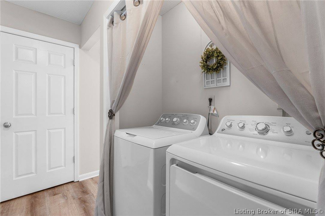2206 Glenn Abbey, Jeffersonville, IN 47130