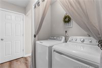 2206 Glenn Abbey, Jeffersonville, IN 47130