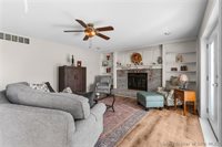 2206 Glenn Abbey, Jeffersonville, IN 47130