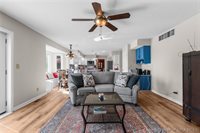 2206 Glenn Abbey, Jeffersonville, IN 47130