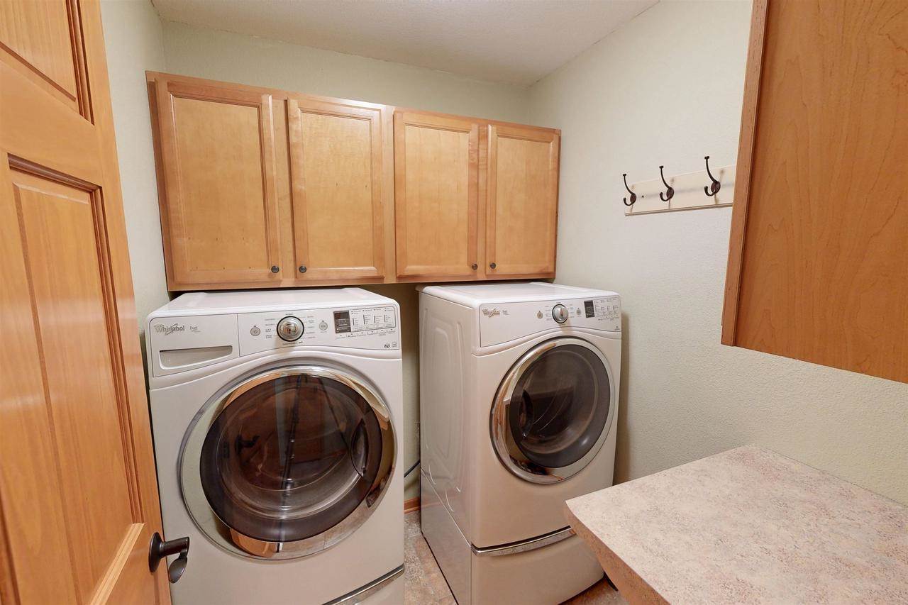 204 Woodland Preserve, Johnson Creek, WI 53094