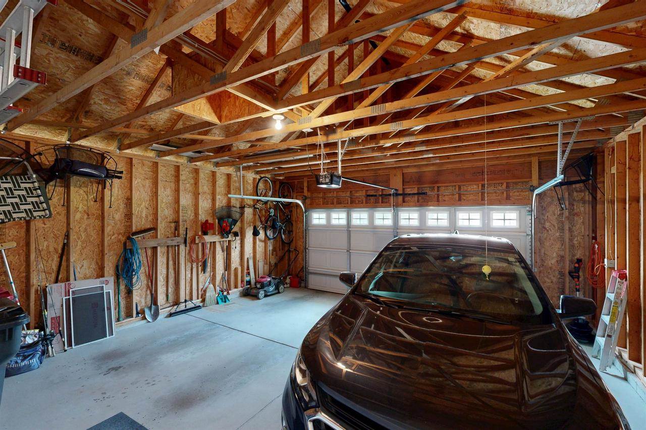 204 Woodland Preserve, Johnson Creek, WI 53094