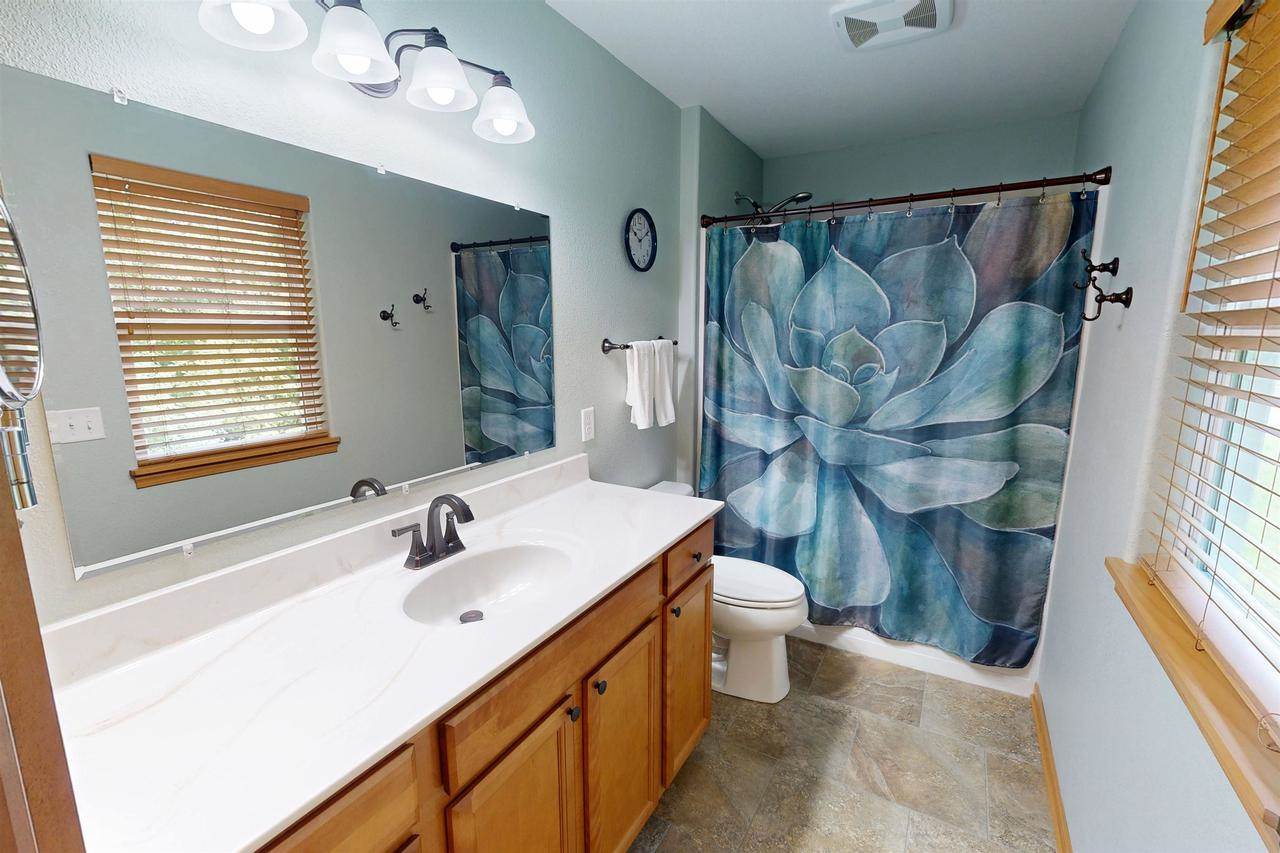 204 Woodland Preserve, Johnson Creek, WI 53094