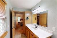 204 Woodland Preserve, Johnson Creek, WI 53094