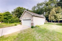 204 Woodland Preserve, Johnson Creek, WI 53094