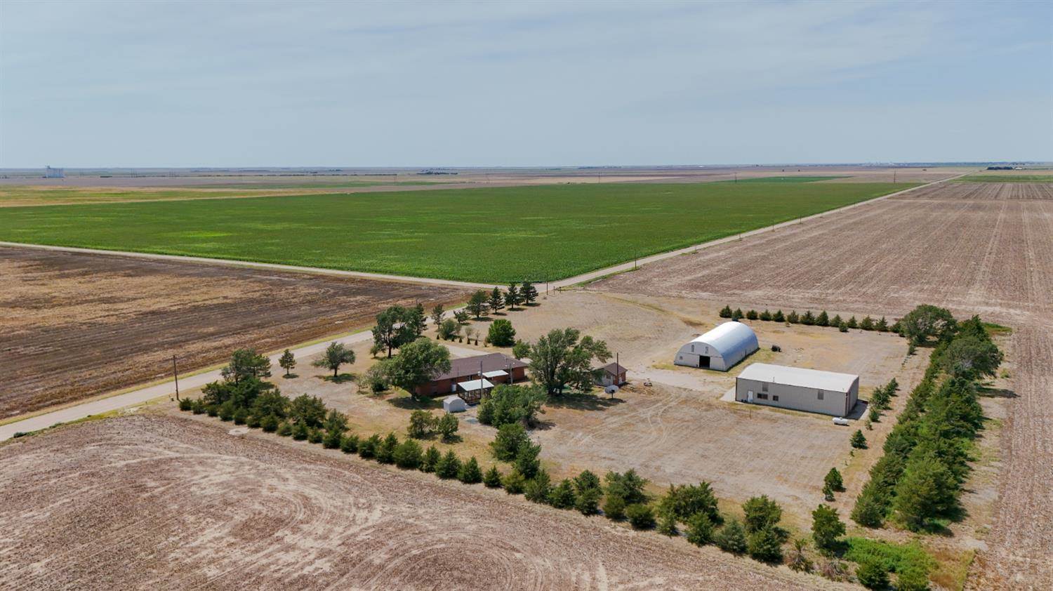 8066 East Rd 11, Ulysses, KS 67880