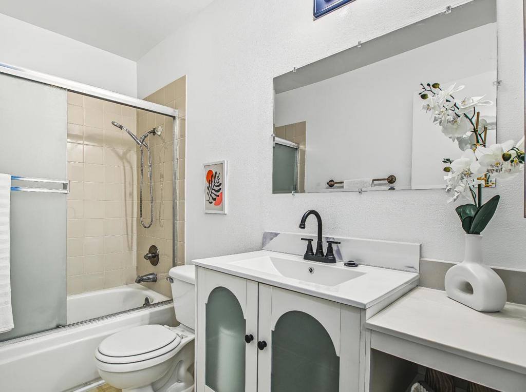 213 North Temple Drive, Milpitas, CA 95035