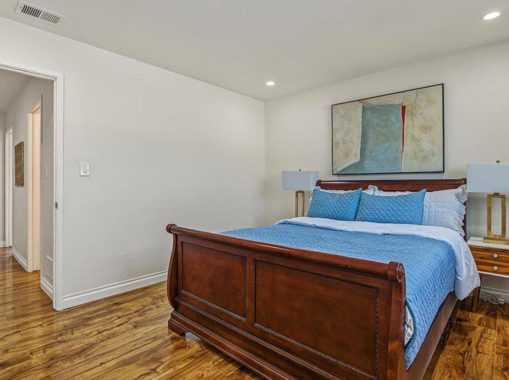 213 North Temple Drive, Milpitas, CA 95035