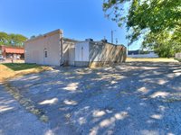 601 East Highland Street, Shawnee, OK 74801