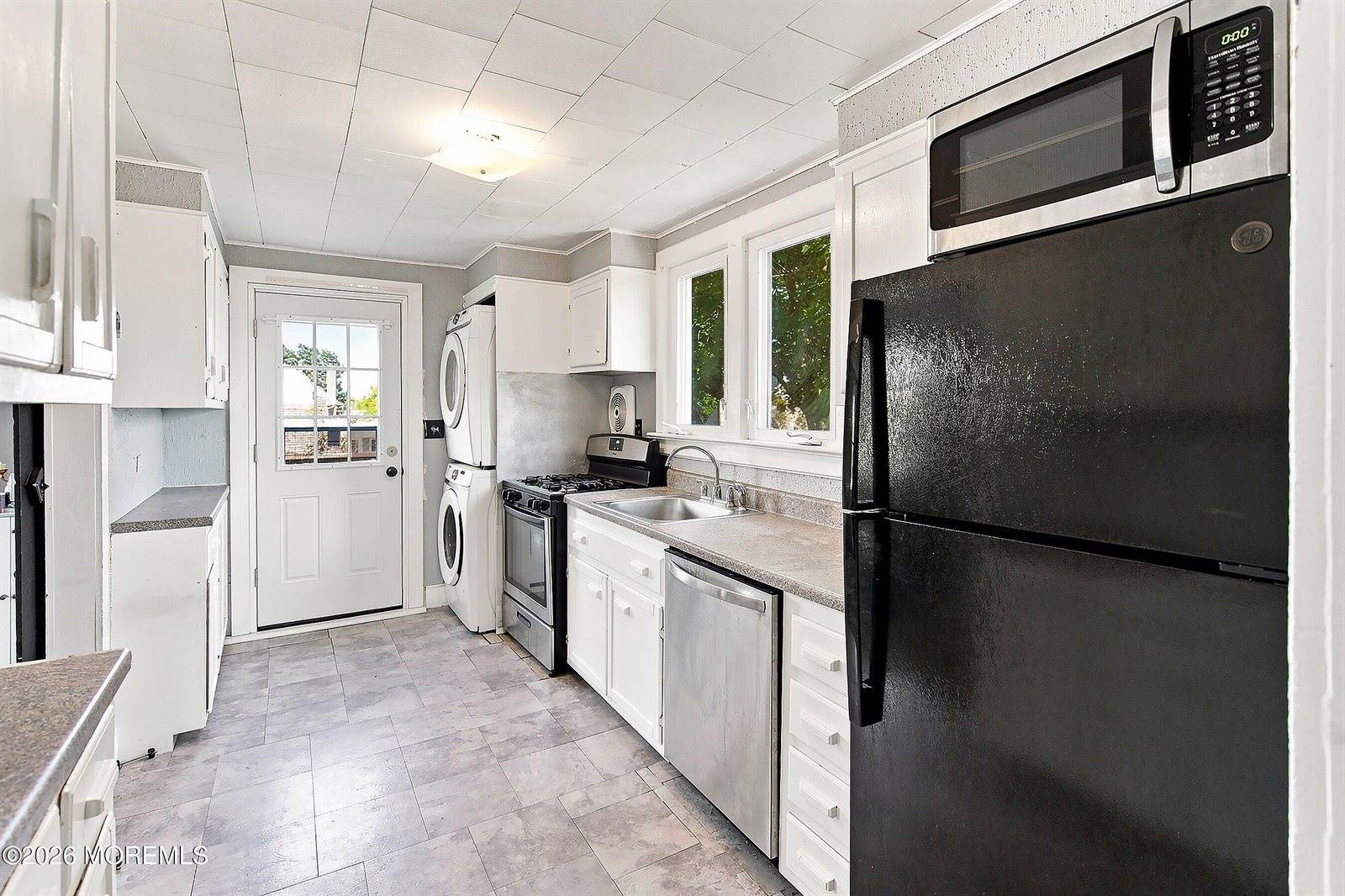 393 Prospect Street, South Amboy City, NJ 08879