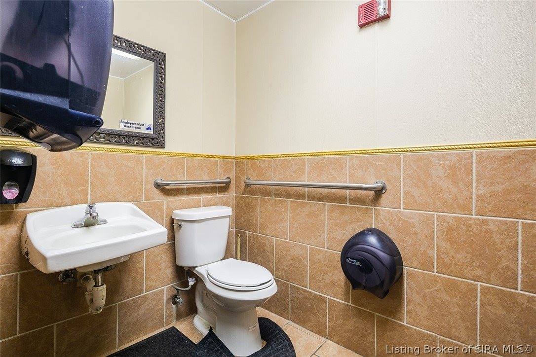 1626 Spring Street, Jeffersonville, IN 47130