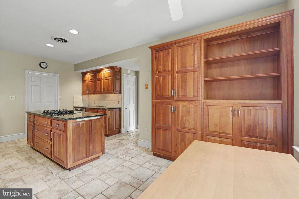2302 Bellevue Road, Harrisburg, PA 17104