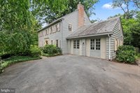 2302 Bellevue Road, Harrisburg, PA 17104