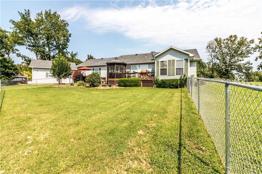 12338 Crestview Drive, Warsaw, MO 65355