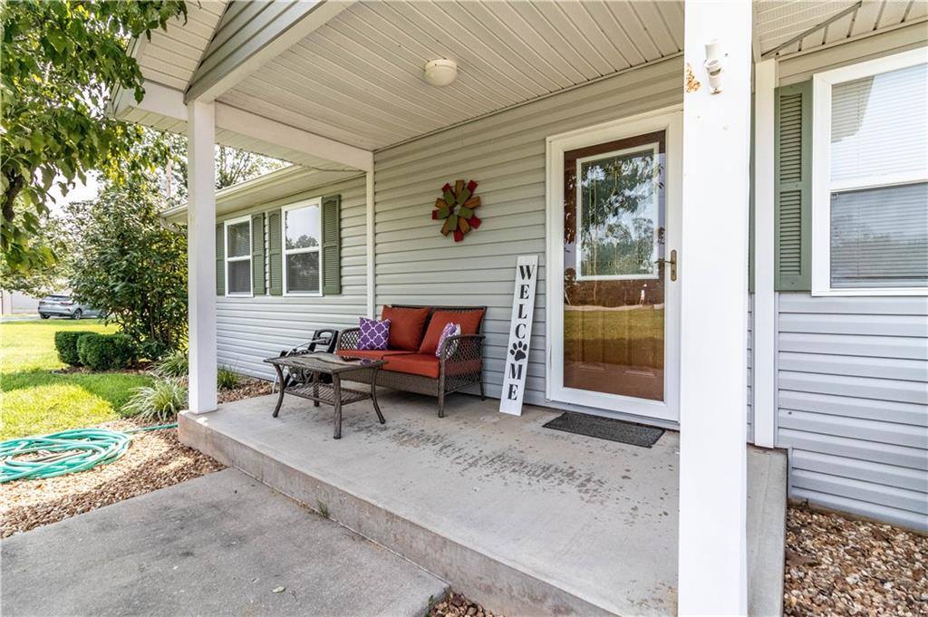 12338 Crestview Drive, Warsaw, MO 65355