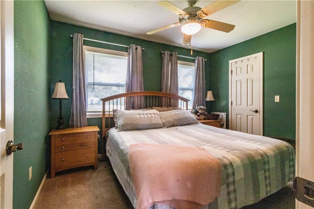 12338 Crestview Drive, Warsaw, MO 65355