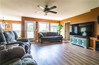12338 Crestview Drive, Warsaw, MO 65355