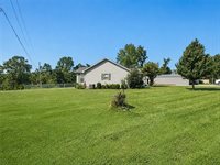 12338 Crestview Drive, Warsaw, MO 65355
