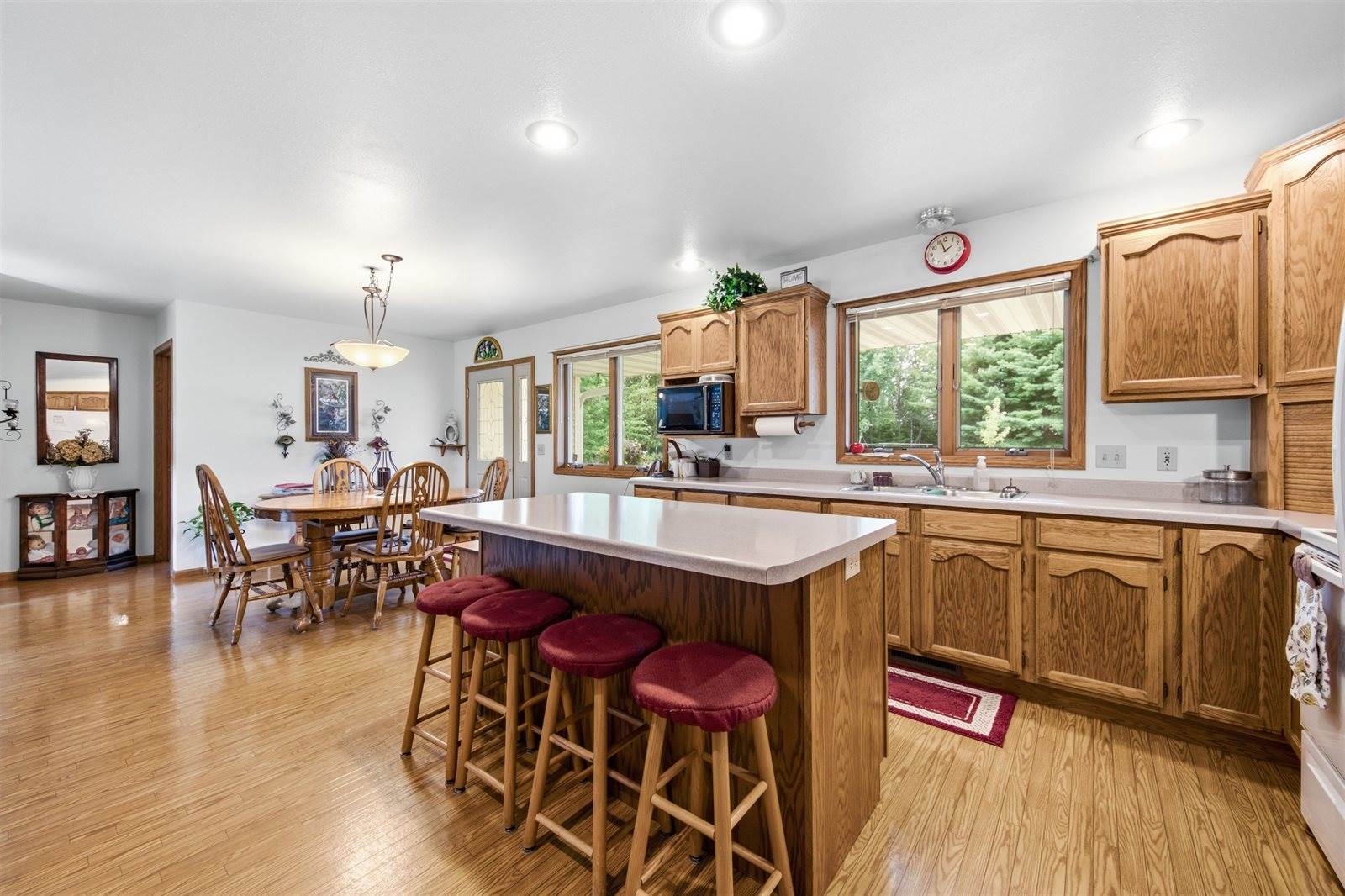 8996 Lincoln Avenue, Marshfield, WI 54449