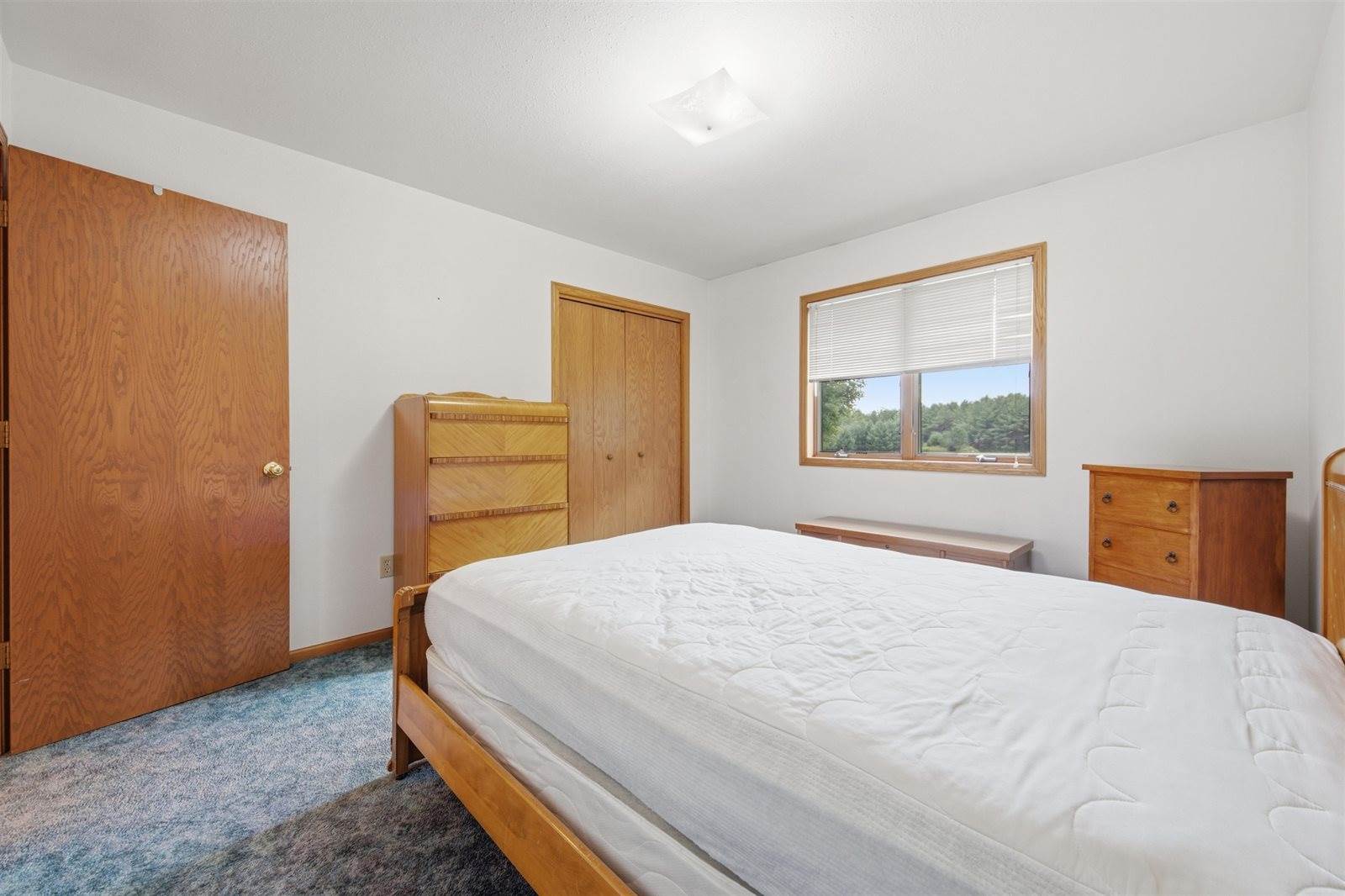 8996 Lincoln Avenue, Marshfield, WI 54449