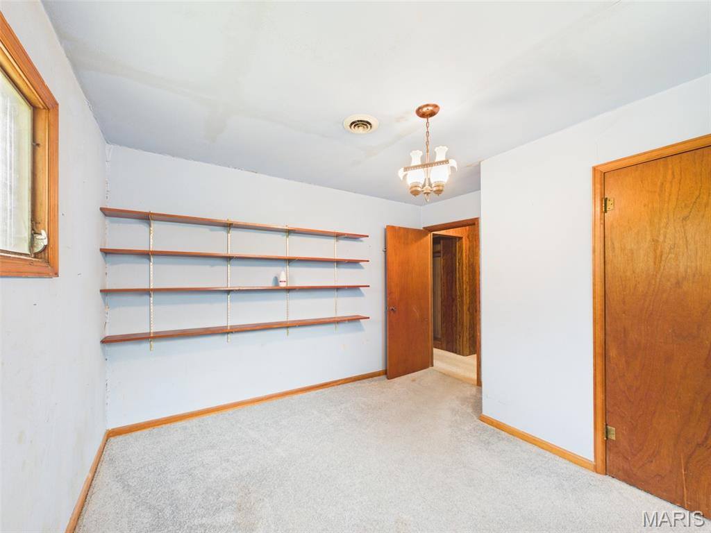 466 Eisenhower Street, Rolla, MO 65401
