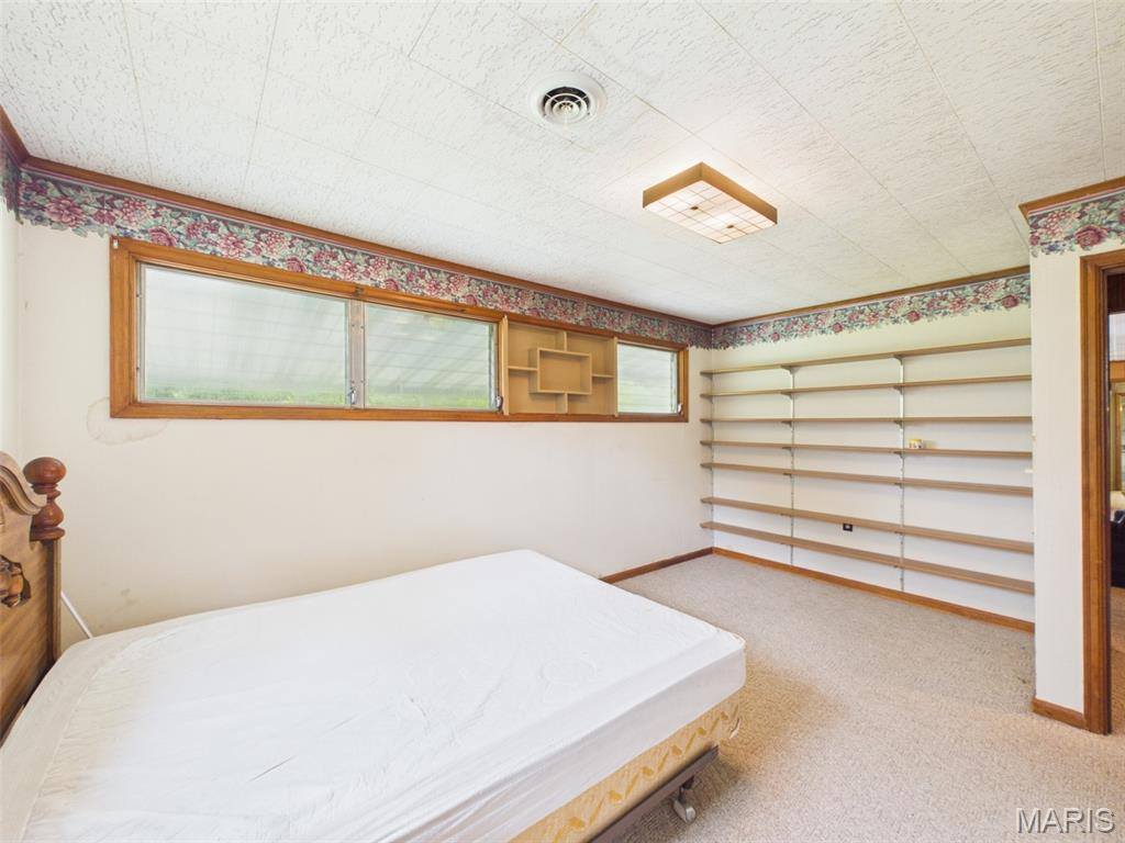 466 Eisenhower Street, Rolla, MO 65401