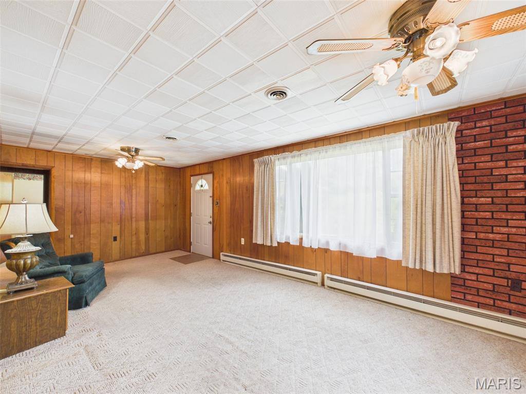466 Eisenhower Street, Rolla, MO 65401