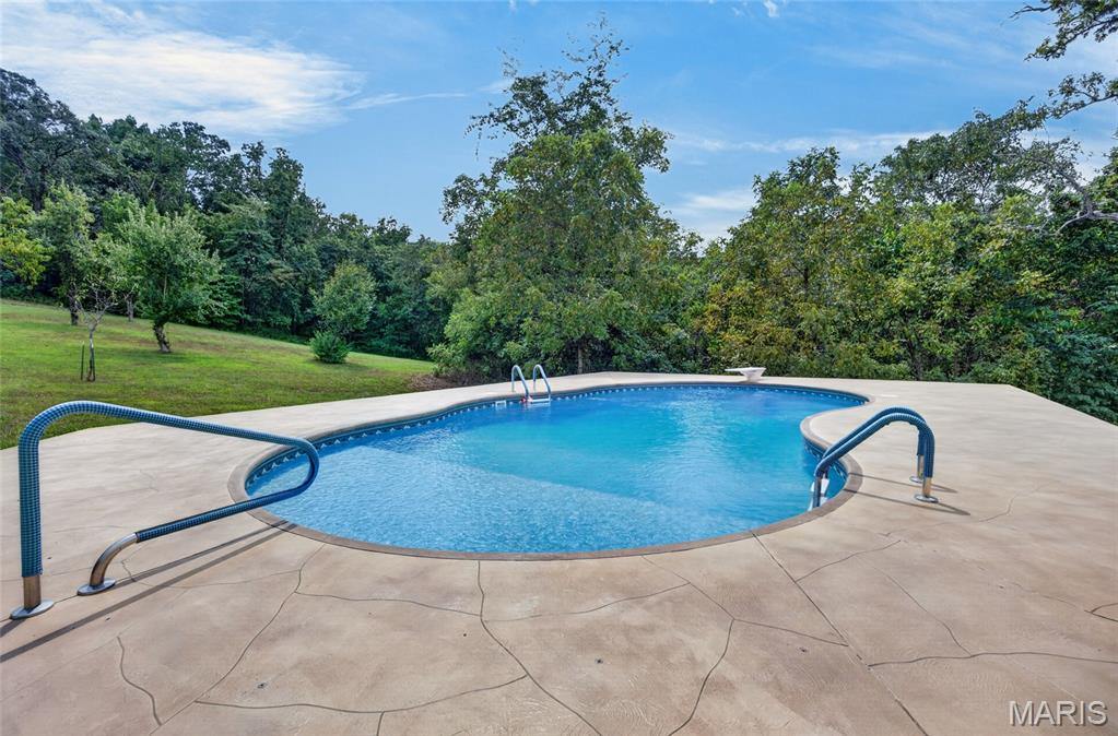 26287 Radcliff Drive, Richland, MO 65556