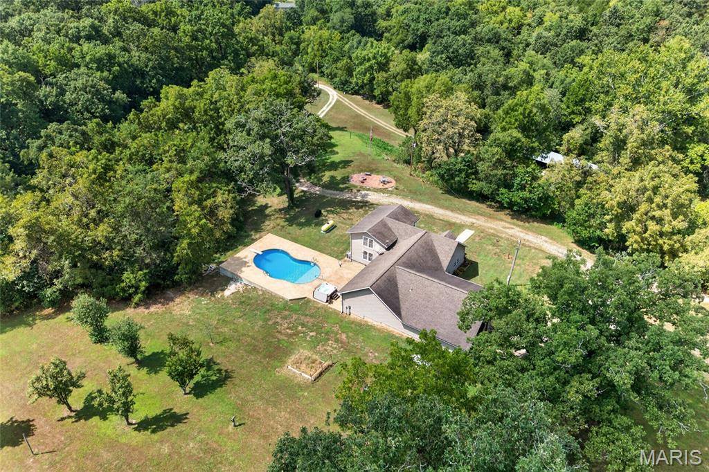 26287 Radcliff Drive, Richland, MO 65556