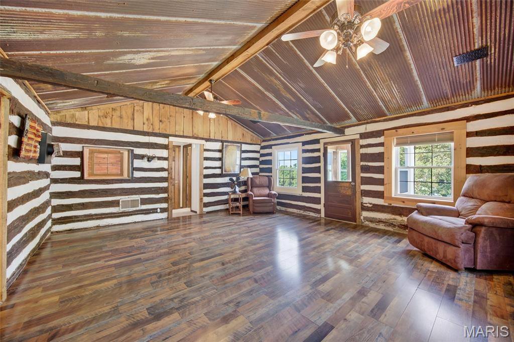 26287 Radcliff Drive, Richland, MO 65556