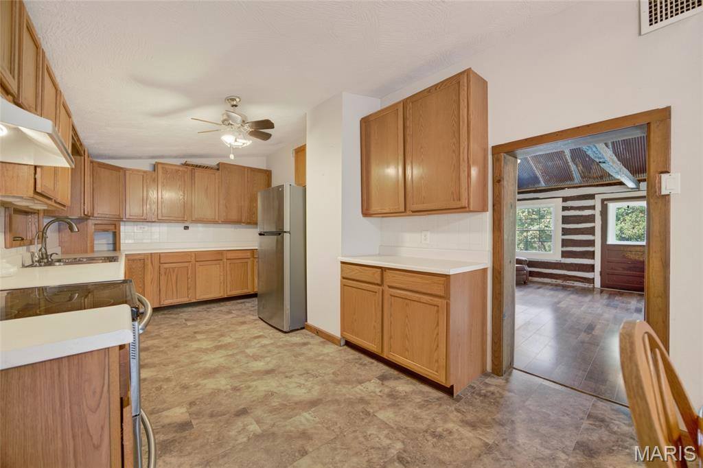 26287 Radcliff Drive, Richland, MO 65556