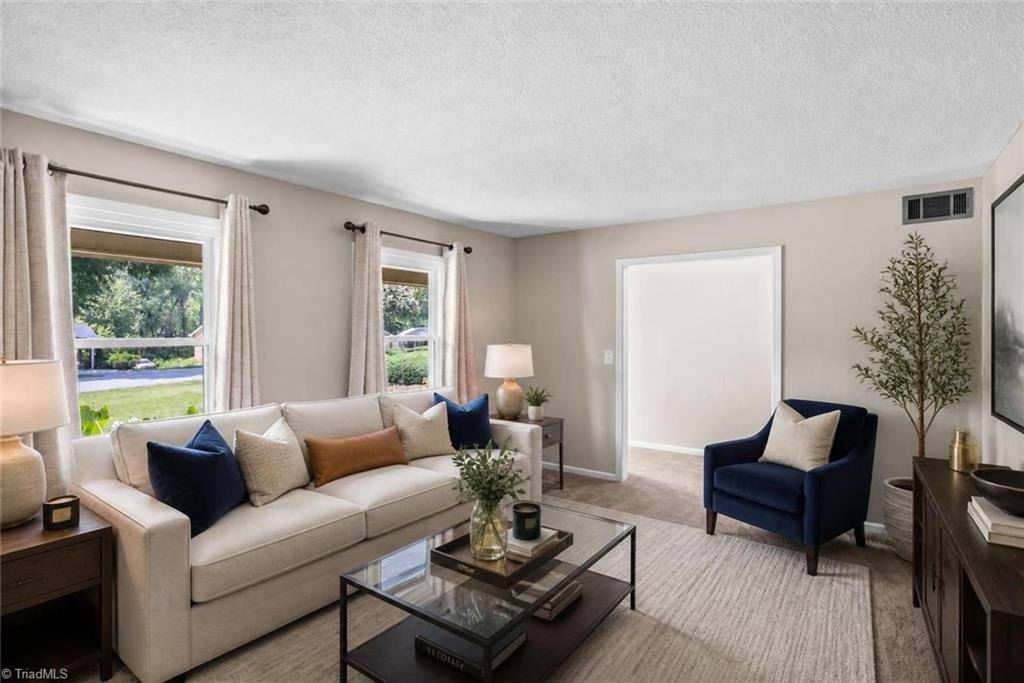 229 Farmbrooke Lane, Winston-Salem, NC 27127