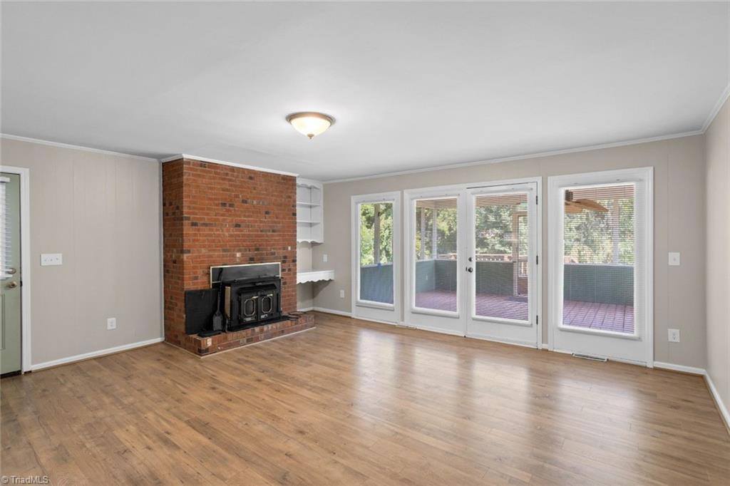 229 Farmbrooke Lane, Winston-Salem, NC 27127