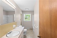 229 Farmbrooke Lane, Winston-Salem, NC 27127