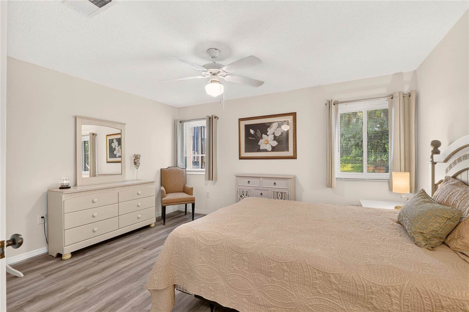 2842 SW 14TH Drive, Gainesville, FL 32608