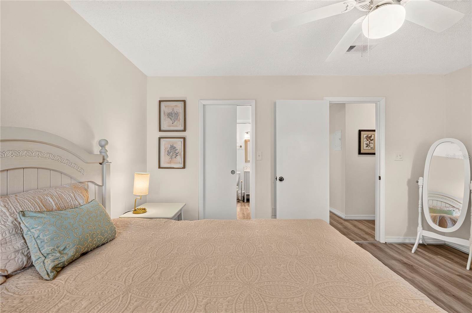 2842 SW 14TH Drive, Gainesville, FL 32608