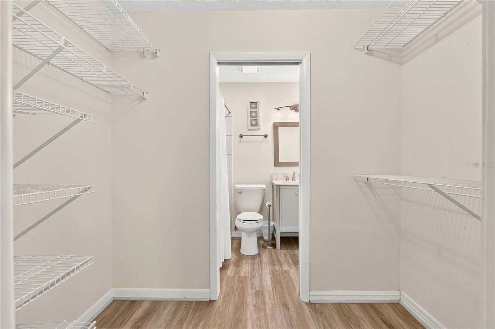 2842 SW 14TH Drive, Gainesville, FL 32608