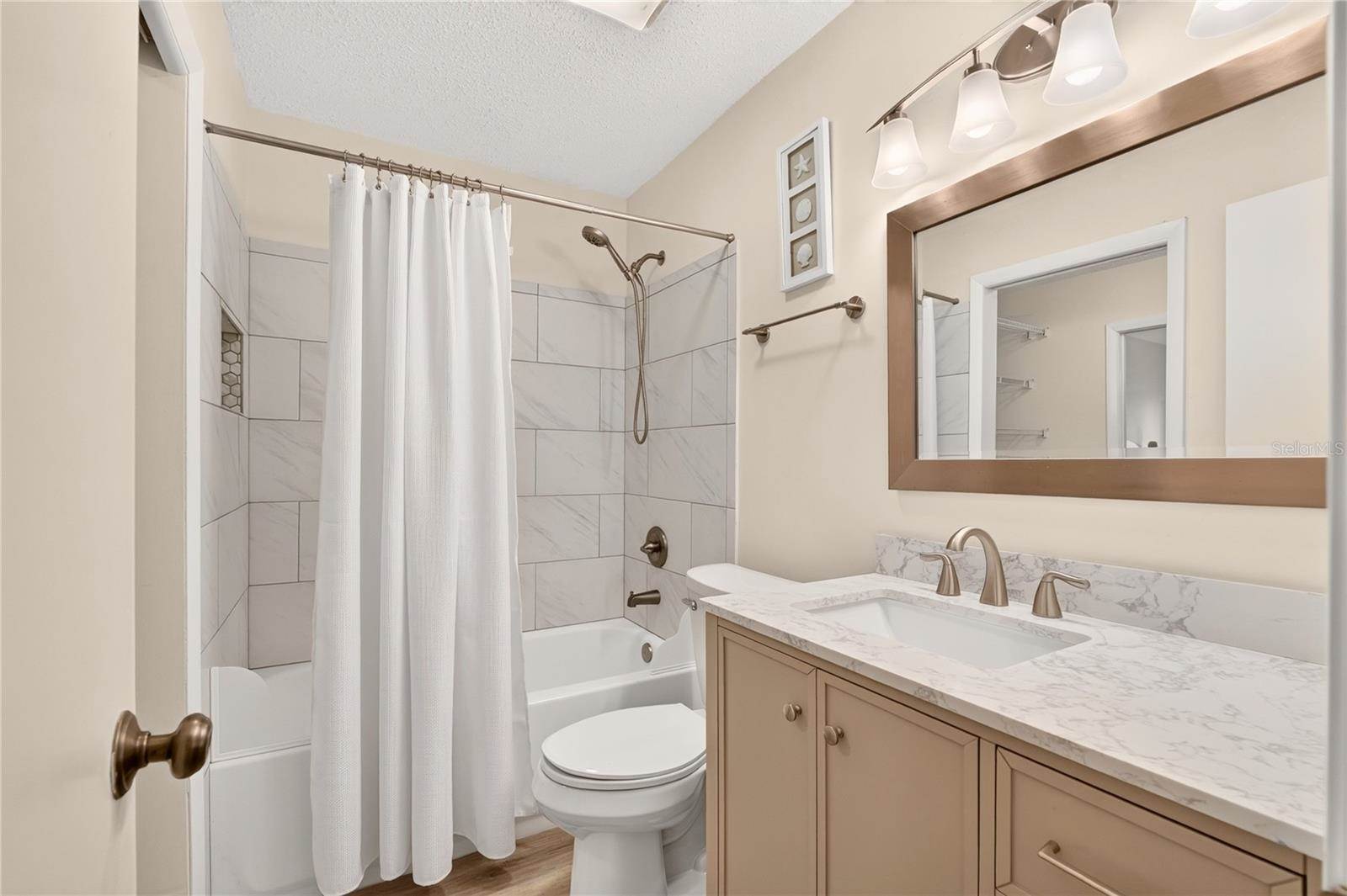 2842 SW 14TH Drive, Gainesville, FL 32608